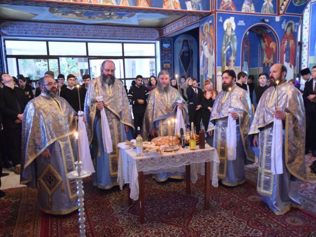 Simpozion dedicat Părintelui Cleopa Ilie, la Seminarul Teologic din Iași