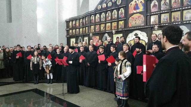 Grupul psaltic Sfântul Ioan cel Nou, la lansarea albumului de colinde „Ia te scoală domn bun!”