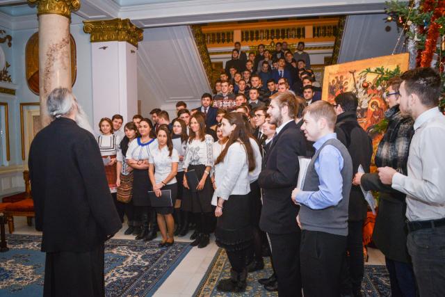 Colindători la Reședința Mitropolitană - Anul I, Teologie Iași