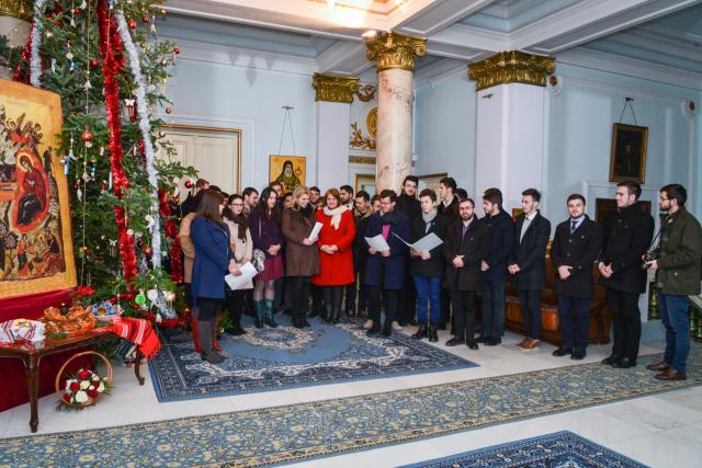 Colindători la Reședința Mitropolitană - Colegiul „Sfântul Nicolae” din Iași