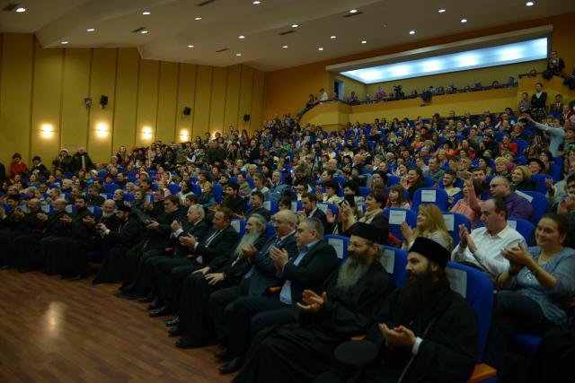IPS Mitropolit Teofan: „Peștera din Betleem reprezintă familia autentică”