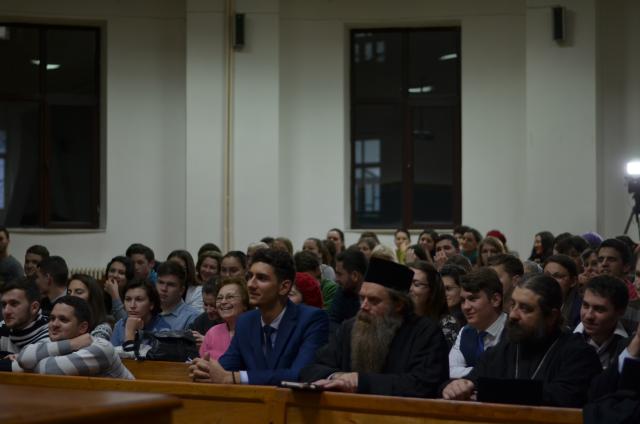 Conferință ASCOR Iași: „Dumnezeu S-a făcut Om, ca pe om să-l facă dumnezeu”