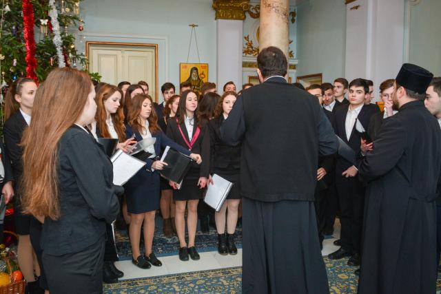 Colindători la Reședința Mitropolitană - Corul „Basileus”