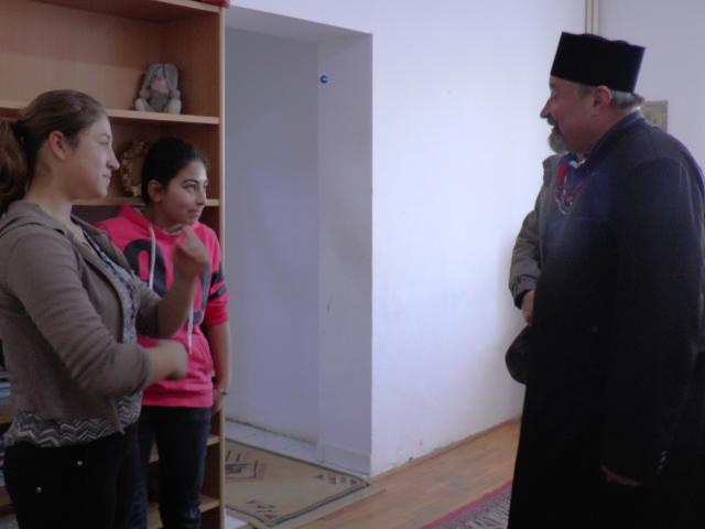 Daruri din partea Arhiepiscopiei Sucevei pentru copiii Centrului de plasament Solca