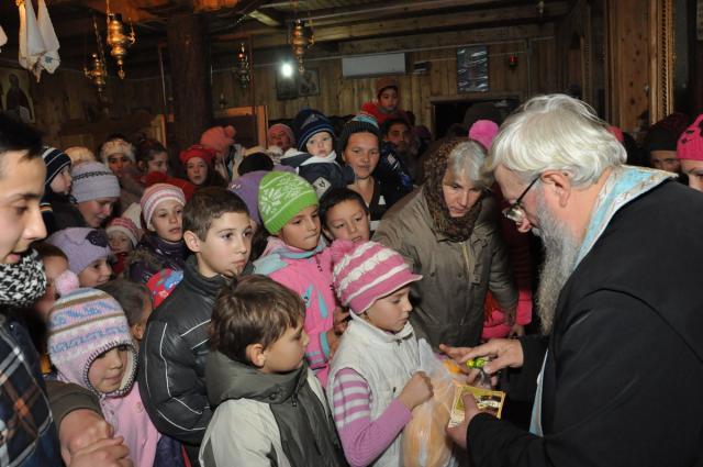 Zilele „Sfântul Ierarh Nicolae“, în Parohia Andrieşeni