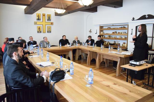 Dezbatere despre securitatea locașurilor de cult din Arhiepiscopia Iașilor