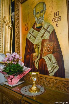 Sfântul Ierarh Nicolae - izgonitorul demonilor