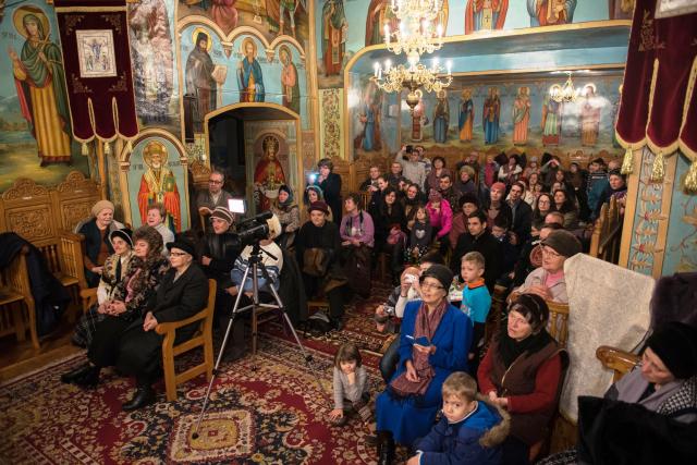 „Sărbătoarea Crăciunului și a Anului Nou la casa românului” la parohia „Sfântul Nicolae” din Piatra Neamţ