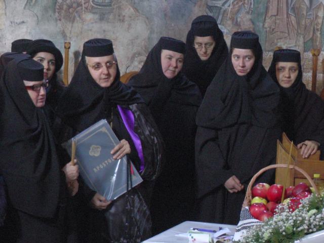 Mănăstirea Probota și-a sărbătorit ocrotitorul