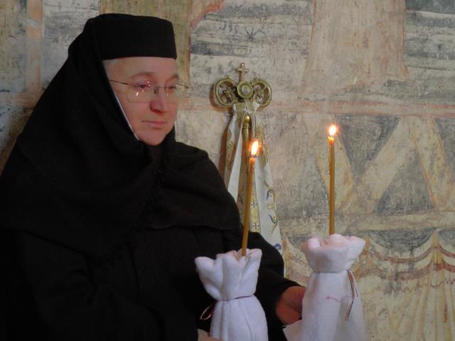 Mănăstirea Probota și-a sărbătorit ocrotitorul