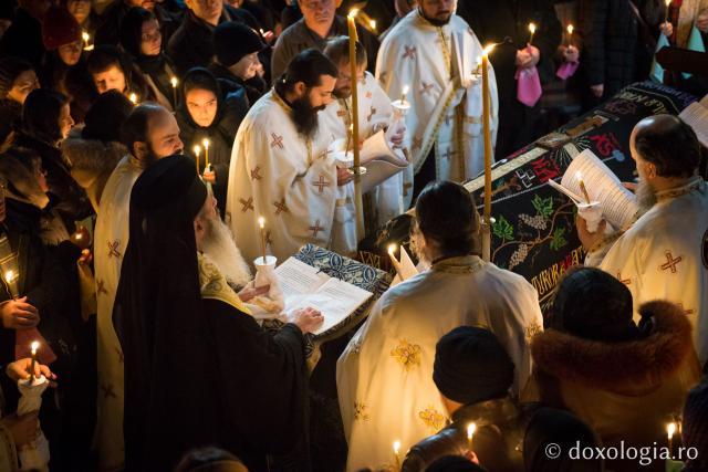 Sâmbătă, 5 decembrie, a fost săvârşită slujba de înmormântare a maicii Rafaela Urdă