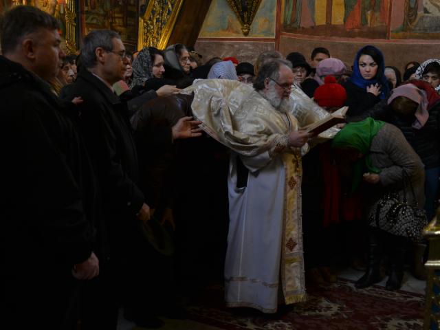IPS Mitropolit Teofan a slujit Sfânta Liturghie la Mănăstirea Golia