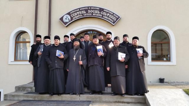 Corala preoțească a Protopopiatului Iași III a cântat „colindul sfânt și bun”