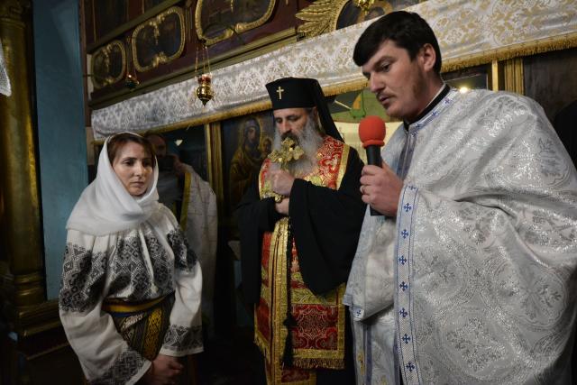 Sfințire de casă parohială la Tătăruși