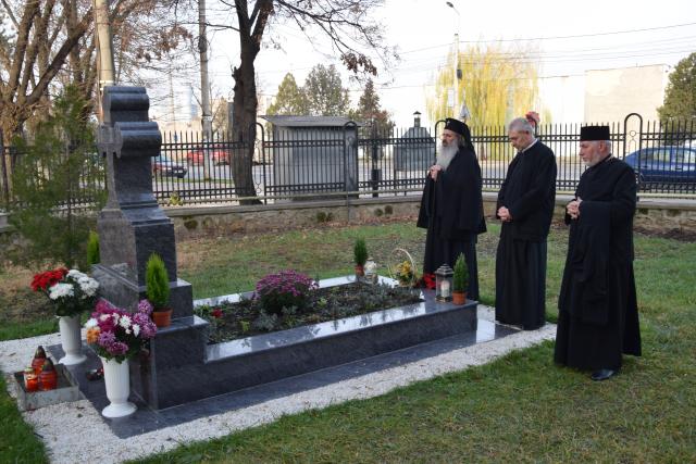 Enoriaşii Parohiei „Sfântul Nicolae“ - Socola şi-au cinstit ocrotitorul împreună cu IPS Mitropolit Teofan