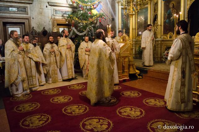 Nașterea Domnului, sărbătorită la Iași prin Liturghie arhierească