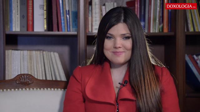 Paula Seling: „La mulți ani și sărbători fericite”!