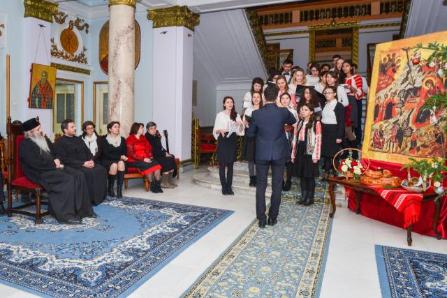 Colindători la Reședința Mitropolitană - Voluntarii ProVita Iași