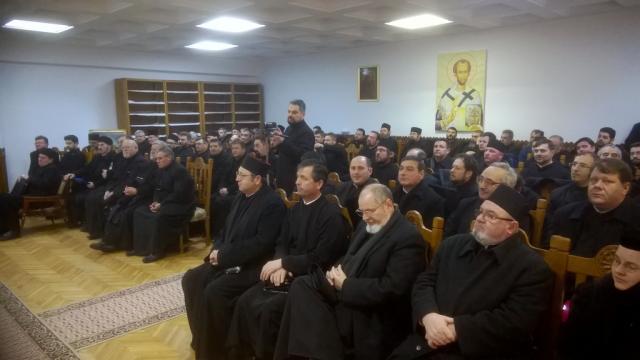 Conferinţă dedicată educaţiei copiilor, la Protopopiatul Bacău