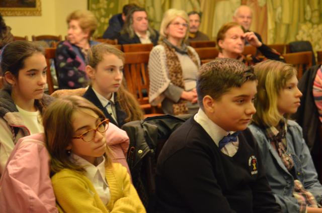 Eveniment deosebit la Muzeul Unirii din Iași: lansarea cărții pentru copii „Cuza Vodă și făcliile Unirii”