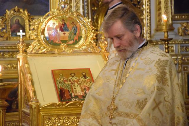 Hram la Facultatea de Teologie: „Biserica dă sens atât familiei, cât și școlii”