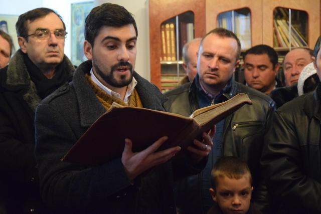 Prima Liturghie oficiată de un mitropolit în Parohia „Sf. Ierarh Nicolae” - Bâcu
