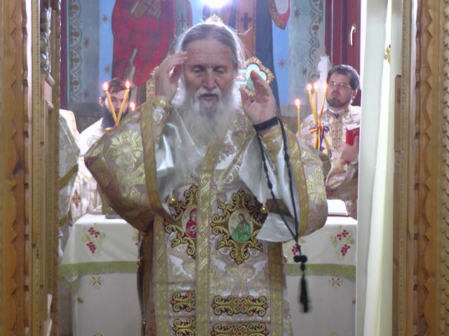 Liturghie arhierească la 1.700 m altitudine