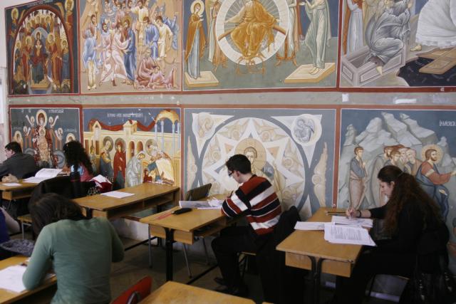 Examene la Facultatea de Teologie Ortodoxă din Iași