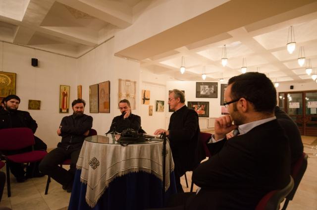 „Artele frumoase slujesc Cuvântului“