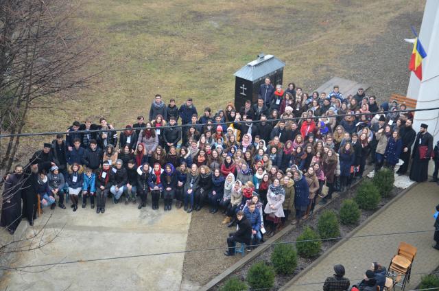 „În căutarea sfinţeniei în Cetatea Dorohoiului”. Primele două zile