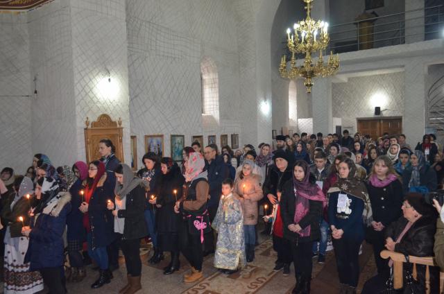 „În căutarea sfinţeniei în Cetatea Dorohoiului”. Primele două zile