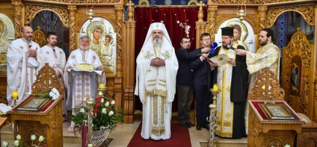 Patriarhul României, la Parohia „Vatra Luminoasă” din Capitală