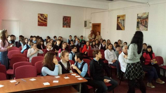 Proiectul „Tehnologia, prieten sau dușman”, în Arhiepiscopia Târgoviștei