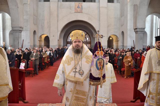 Liturghie arhierească la Catedrala episcopală din Oradea