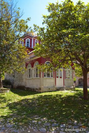 Paraclisul Sfântul Mihail al Sinadei – Marea Lavră, Athos
