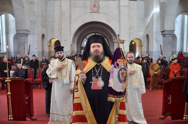 Liturghie arhierească la Catedrala episcopală din Oradea