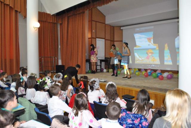 Activităţi socio-educative pentru copiii beneficiari ai CCSFAD, Slobozia