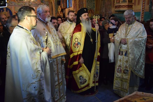 „Prin pocăință, omul reprimește haina cea albă a Botezului”