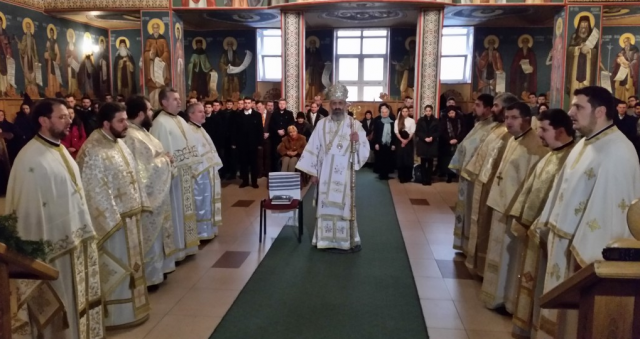 Prezență arhierească la hramul Facultății de Teologie din Alba Iulia
