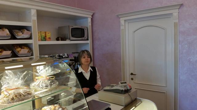 Slujbă de sfinţire la redeschiderea Patiseriei „Pelerinul“