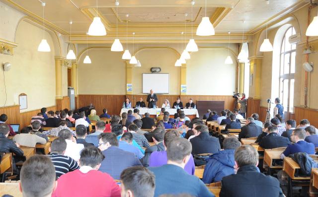 Dezbaterea „Adicţii, educaţie şi viitor social”, la Facultatea de Teologie Ortodoxă din Bucureşti