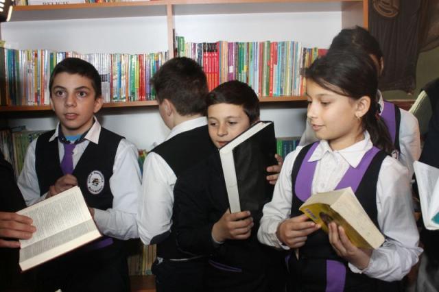 Bibliotecă parohială pentru copiii din parohia Beleți, protoieria Topoloveni