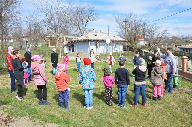 Liturghie misionară în Parohia Coștiugeni