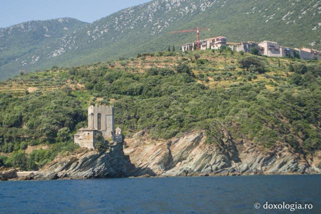 Arsanaua Mandraki a Mănăstirii Marea Lavră – Athos
