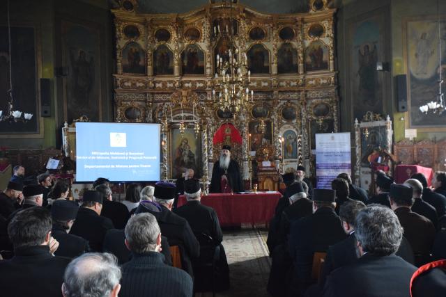 Preoții din Protopopiatul Piatra Neamț, îndemnați să desfășoare activități cu tinerii