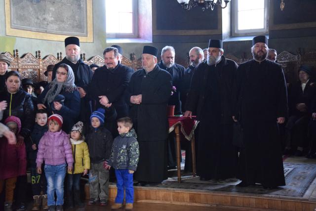 Preoții din Protopopiatul Piatra Neamț, îndemnați să desfășoare activități cu tinerii