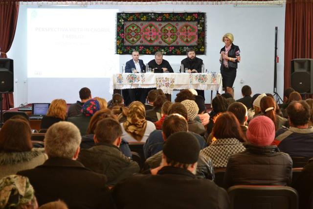 Conferință Pro Vita la Parohia „Sfinții Arhangheli Mihail și Gavriil” - Scânteia