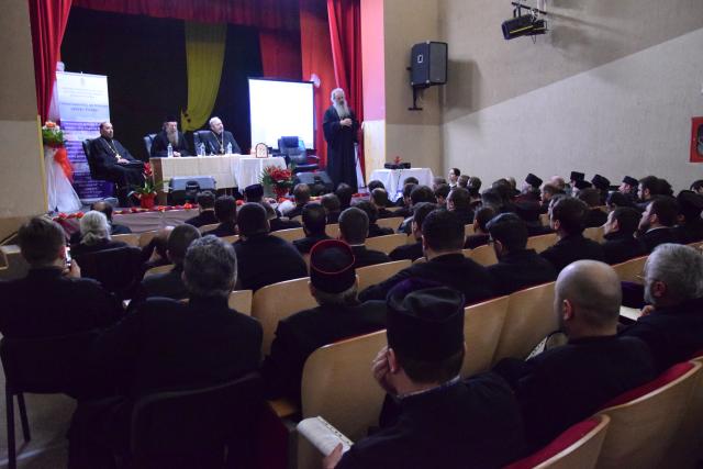Conferință semestrială preoțească: „Preotul și tânărul împreună pe drumul către Dumnezeu“.
