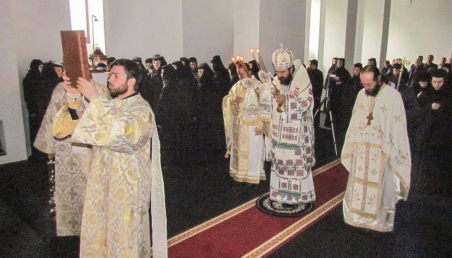 Înaltpreasfințitul Părinte Mitropolit Iosif a vizitat Mănăstirea Nera din judeţul Caraş-Severin