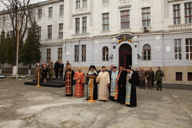 Înaltpreasfinţitul Laurenţiu i-a binecuvântat pe cei mai noi ofiţeri de la Sibiu